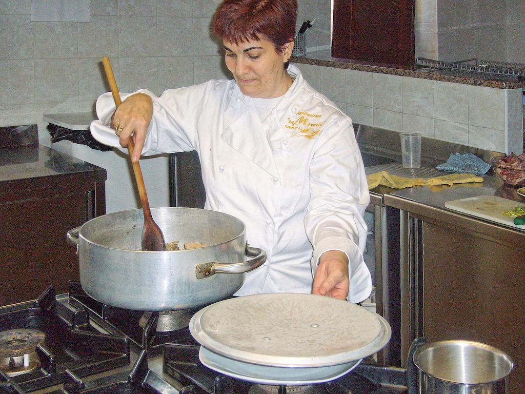 Вилла Su Massaiu Turri Экстерьер фото